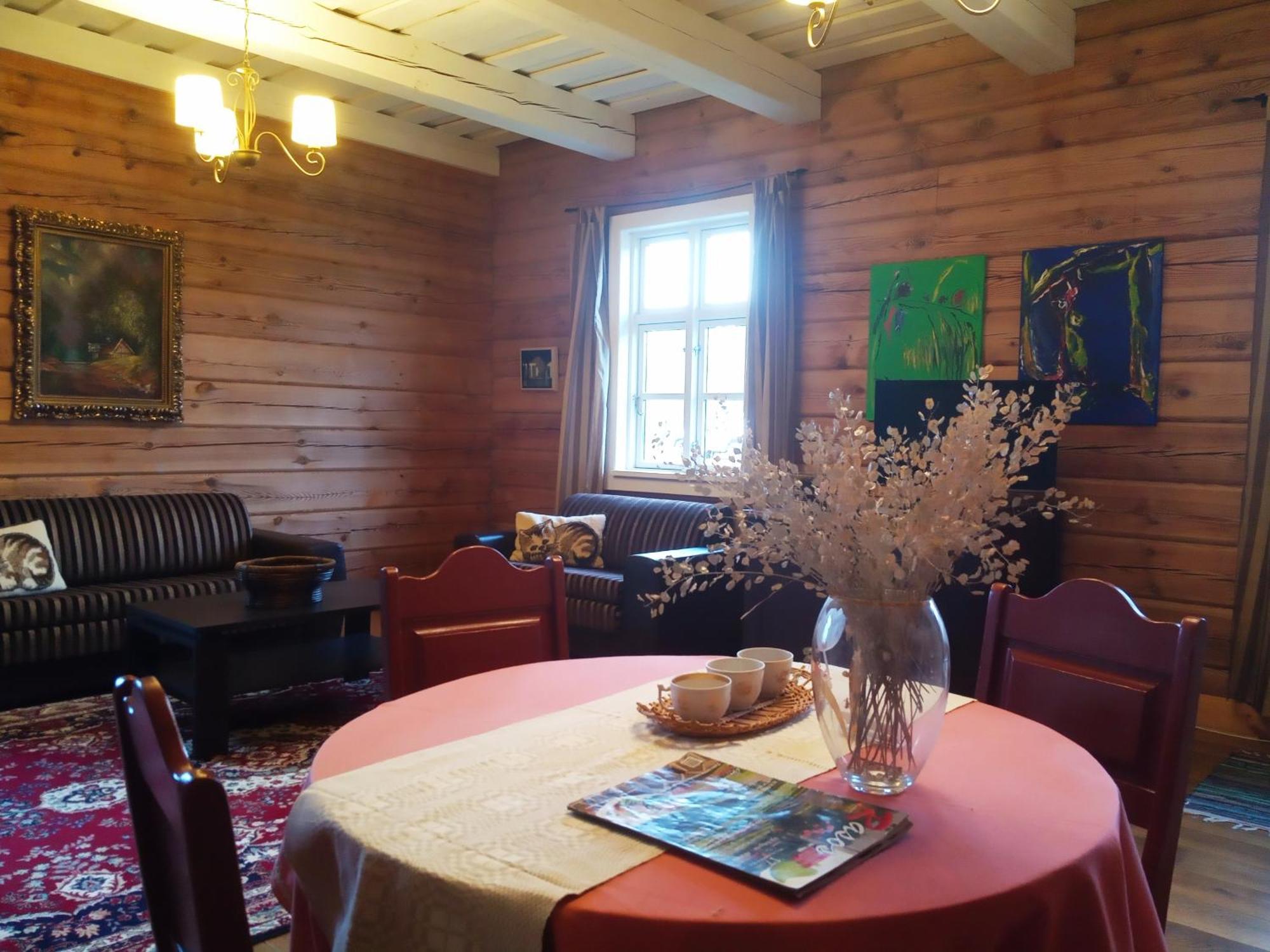 Senosios Geguzines Ukis Guest House Room photo